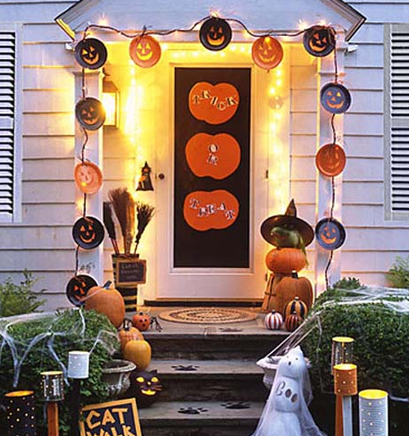 楽天市場8点セット ハロウィン 飾り LED カボチャ 南瓜 お化け ゴースト 蝙蝠 コウモリ オーナメント 吊り下げ 魔女 クモ 黒猫 光るLED 電飾 ガーランド ドア 窓 部屋 装飾 雑貨 飾り付け : いいひ 楽天市場店