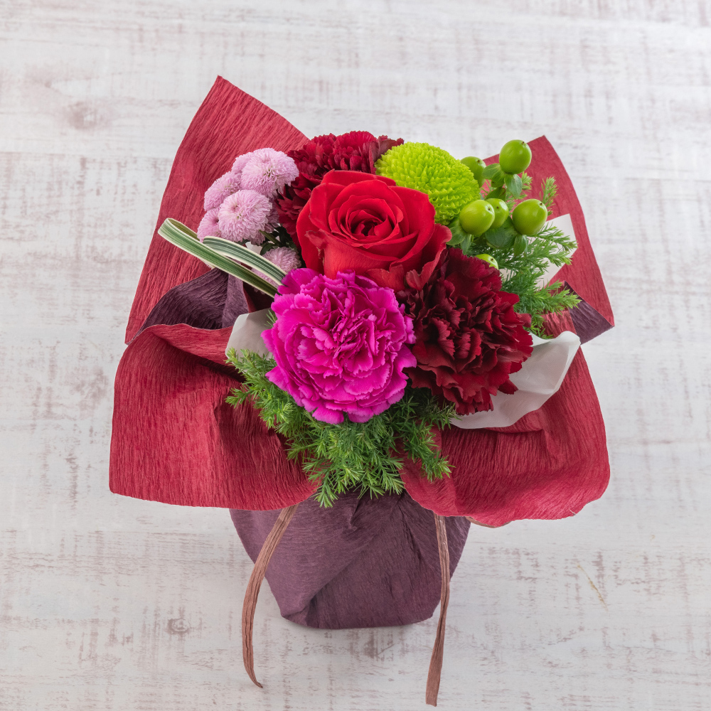 敬老の日 プレゼント 花 黄色バラ 花束風 枯れない プリザーブドフラワー入り ケース付き 黄色バラいっぱい プリザーブドフラワー入り アートフラワー胡蝶蘭 米寿お祝い 傘寿お祝い -フラワーガーデン リーブス - プレゼント＆ギフトのギフトモール