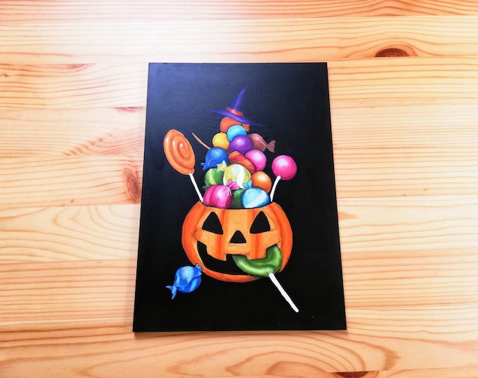 この間の黒板をハロウィンバージョンにしました🎃 ちょっと消して描き足すだけで、雰囲気がかわるので黒板ってすごいです！黒板アートモスバーガーhalloween