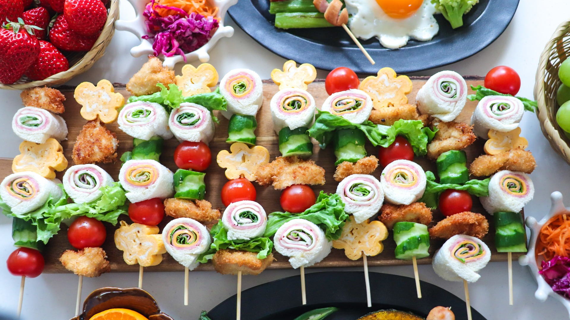 ひとり飯にもパーティーメニューにも！ 新生活を明るくする「オープンサンド」 - レタスクラブ