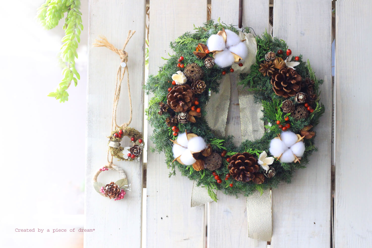 ダイソー商品でおしゃれなクリスマスリースを作る方法。スワッグの作り方も - macaroni