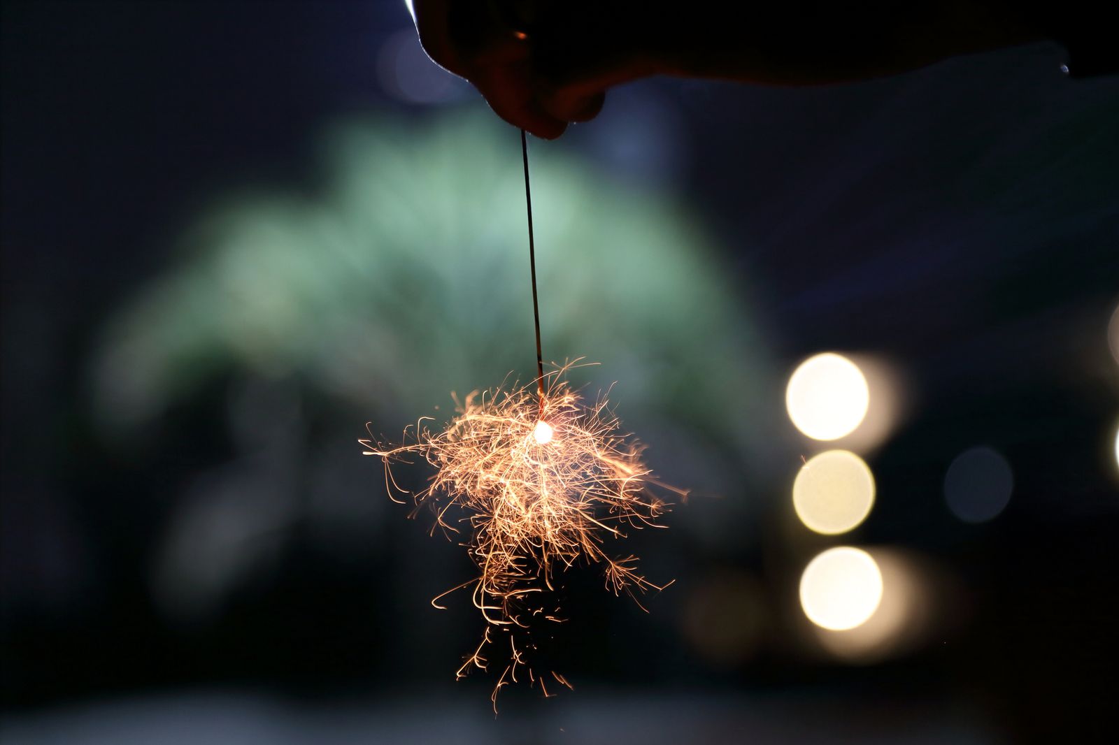 エモい地元の夏祭り神間 進