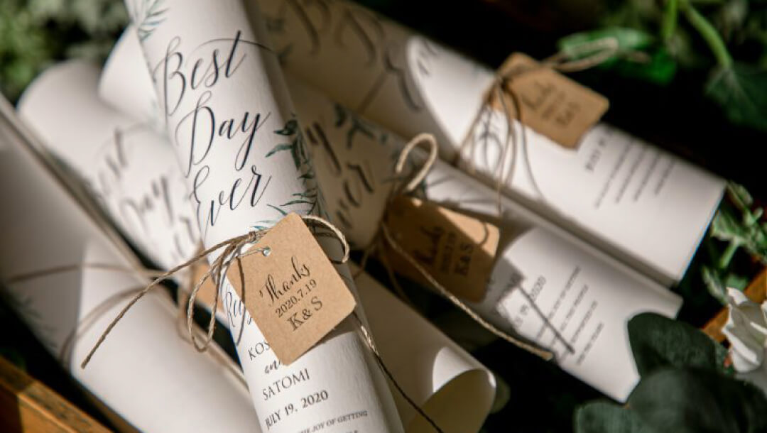 余興演出にも使える！絶対に盛り上がる、新郎新婦への質問集100！ – Marry.Gift