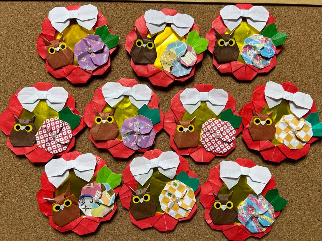 折り紙メダルの作り方とアレンジアイデア〜記念日や行事、プレゼントにも楽しめそうな手作りメダル〜保育と遊びのプラットフォーム ほいくる