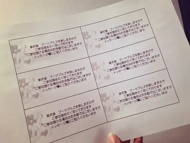 知らなきゃ損♡招待状の宛名書きを綺麗にかけちゃう裏技♩✨﻿ ﻿ @weddingnews_editorまいにち150記事を配信♩アプリもよろしくね💕﻿ ﻿ ﻿ 📷本日のカバーPhoto🕊♩+ﾟ﻿ ﻿ ﻿ @niwaka0322 さん💕﻿ ﻿ ﻿手書きで招待状 の﻿宛名書き をする花嫁さんに﻿ ぜひ知ってほしい