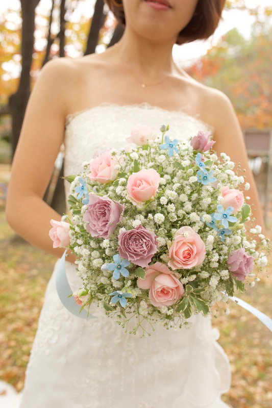 実例あり 可愛い「かすみ草」のウェディングブーケアイデア集！結婚ラジオ結婚スタイルマガジン