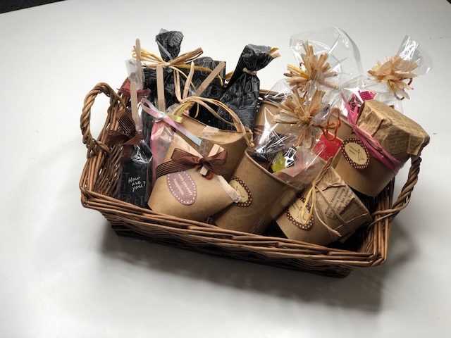 バレンタインの簡単な袋のラッピング方法は？100均の袋で可愛くラッピングしよう！色とりどり