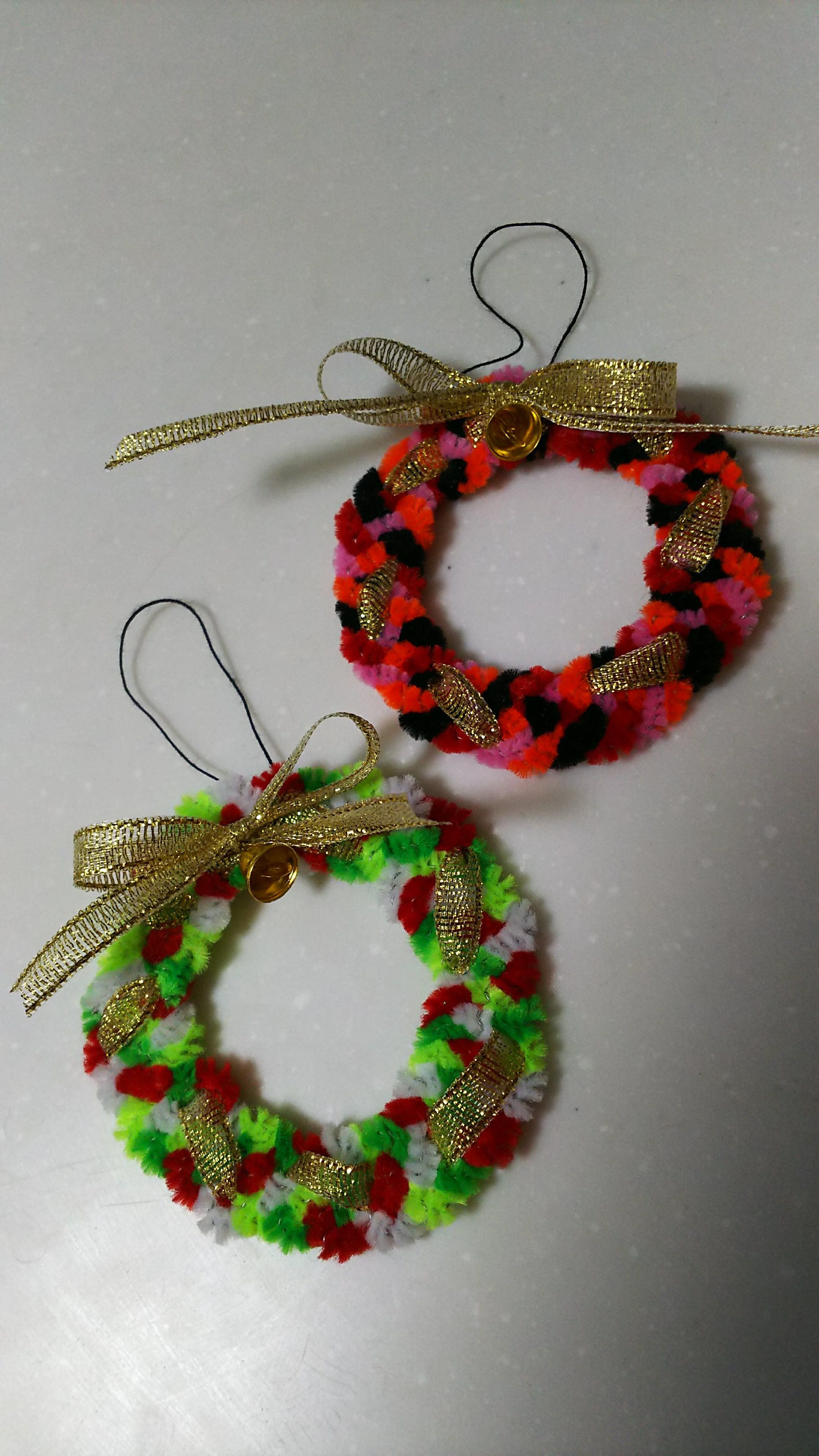 簡単 キラキラモール✨クリスマスリースの作り方🎅 全部100均🌲 ねじるだけ！DIY How to make a Christmaswreath