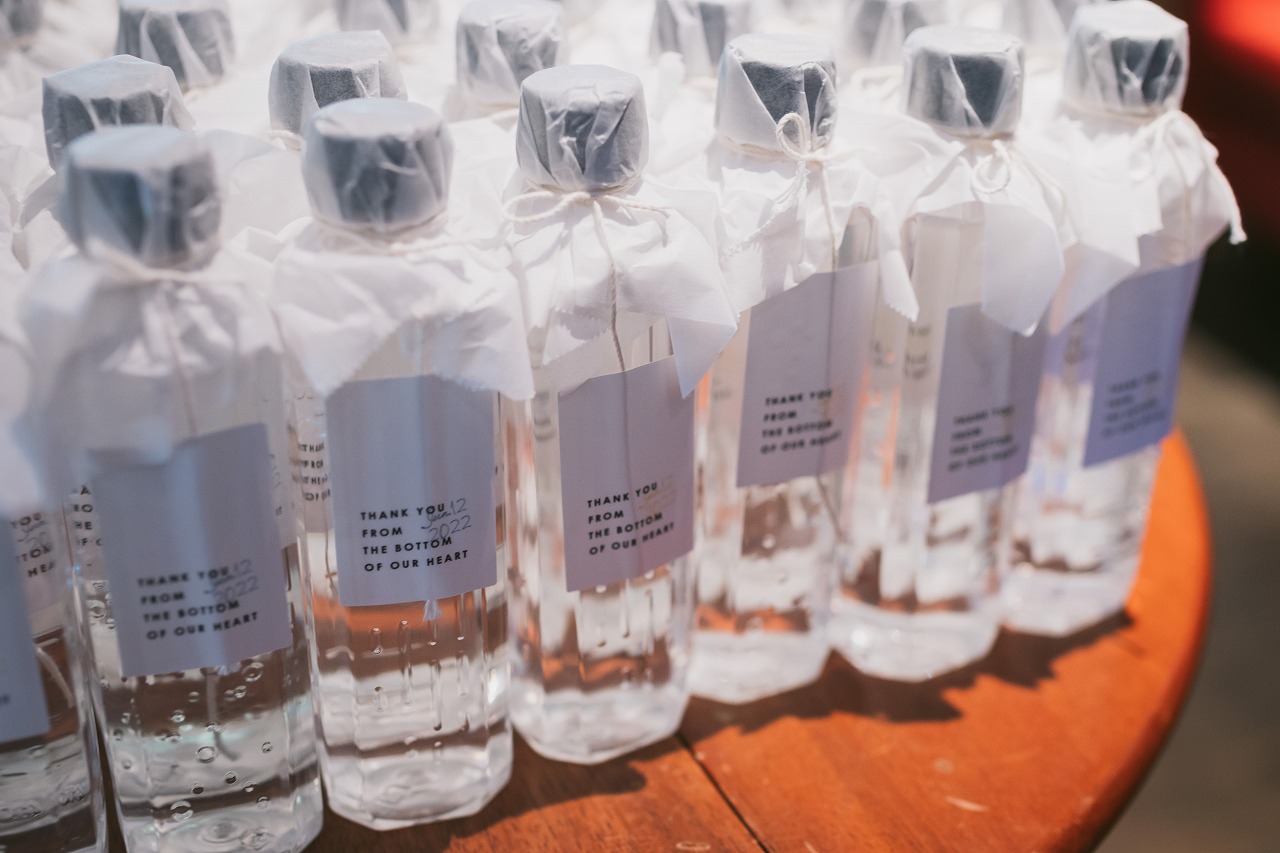 プチギフトのラッピングアイデア集！簡単＆おしゃれに仕上げるコツを紹介しますブラプラヒトとは違う結婚式・フォトウェディングを