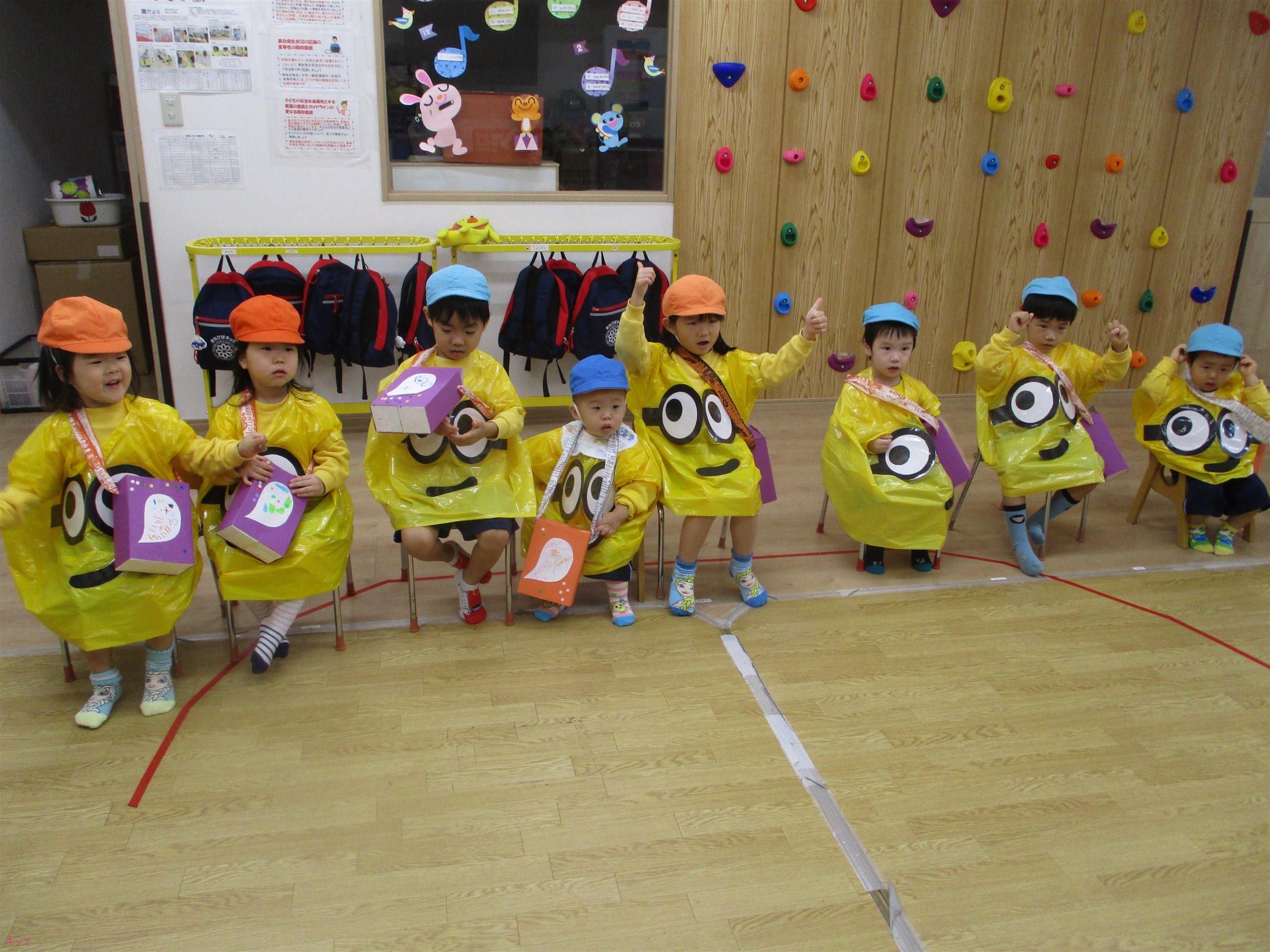 手作り ミニオン帽子 コスプレ 仮装 - メルカリ